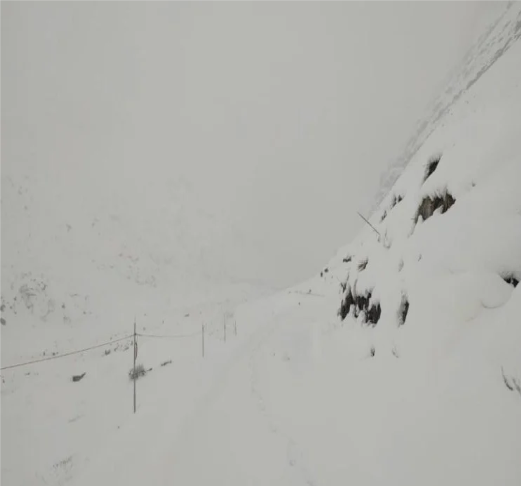 केदारनाथ समेत ऊंची पहाड़ियों पर बर्फबारी; जानें क्या कहता है मौसम विभाग