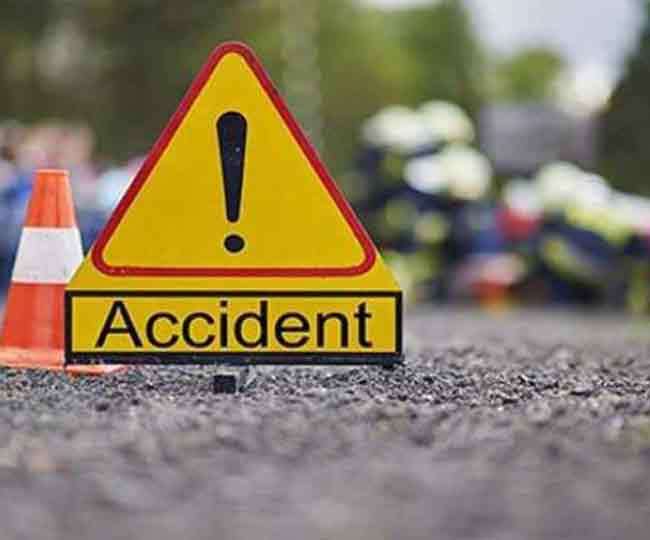 टिहरी के बिजपुर पनियाला माेटर मार्ग पर नदी में गिरा डंपर, दो लोगों की घटना स्थल पर मौत