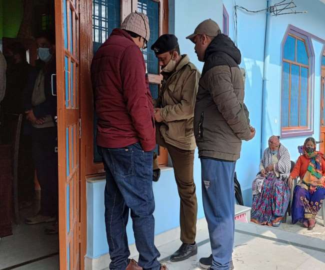 हल्द्वानी में कमरे में अंगीठी जलाकर सो रहे रिटायर्ड दरोगा व पत्नी की दम घुटने से मौत