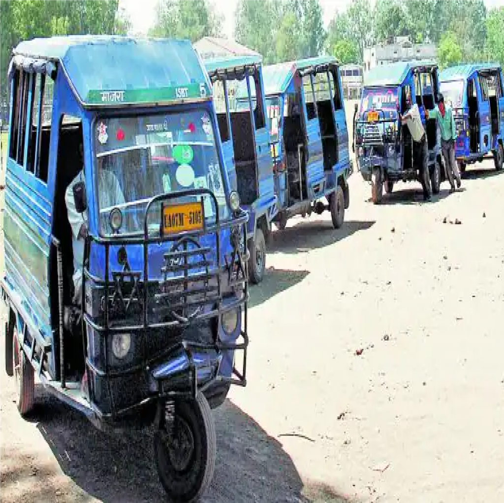 विक्रम संचालकों पर लगाया मनमानी का आरोप
