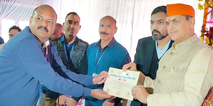 शहरी विकास मंत्री ने किया शहरी आजीविका मेले का शुभारंभ