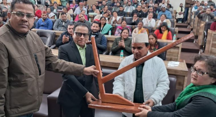 उत्तराखंड की 125 समेत 10000 बहुउद्देशीय प्राथमिक कृषि ऋण समितियों का उद्घाटन