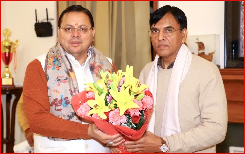 केंद्रीय खेल मंत्री मनसुख मांडविया से मिले मुख्यमंत्री पुष्कर सिंह धामी