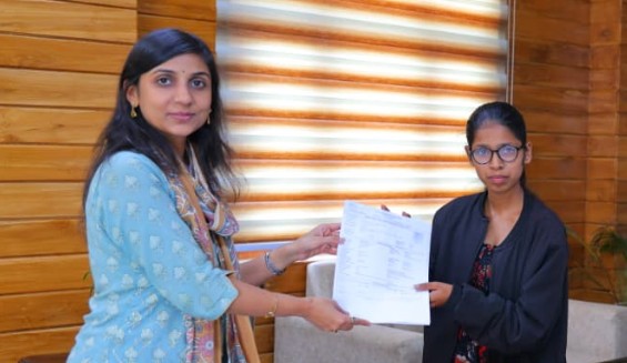 राधिका की शिक्षा को मिले पंख, जिलाधिकारी की पहल से खुला उच्च शिक्षा का रास्ता