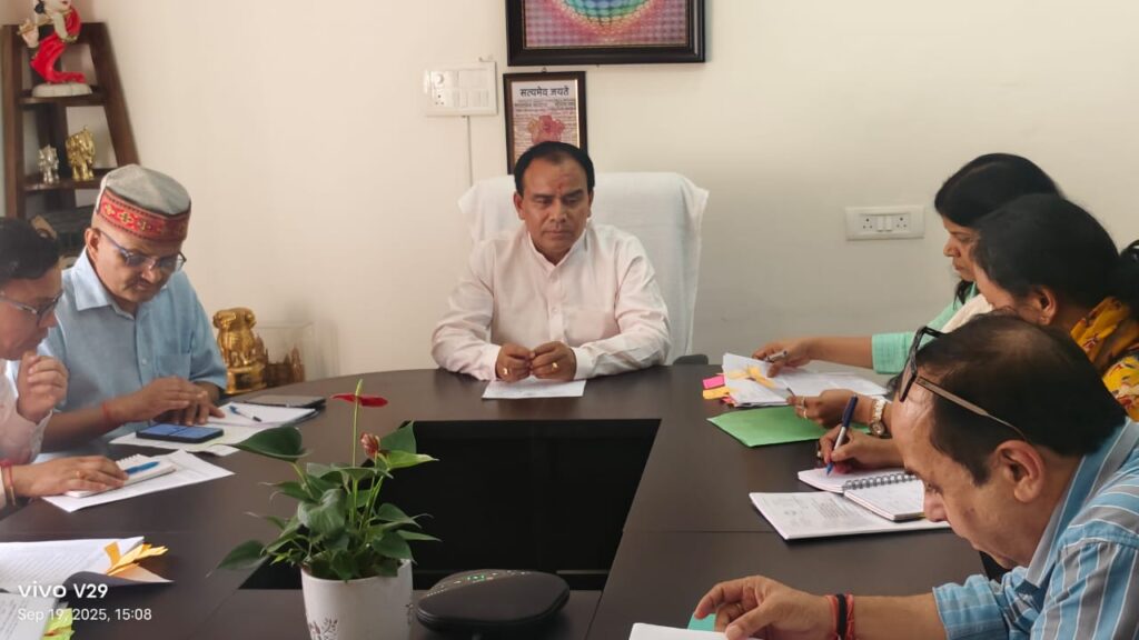 प्राथमिक शिक्षकों के 2100 पदों पर शीघ्र होगी भर्तीः डॉ. धन सिंह रावत