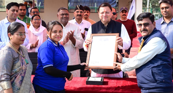 मुख्यमंत्री ने नवनिर्मित ओपन जिम का किया लोकार्पण