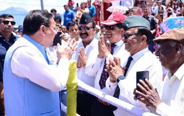 मुख्यमंत्री ने पौड़ी में विज्ञान संग्रहालय का किया लोकार्पण