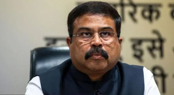 केंद्रीय शिक्षा मंत्री धमेंद्र प्रधान का इस्तीफा